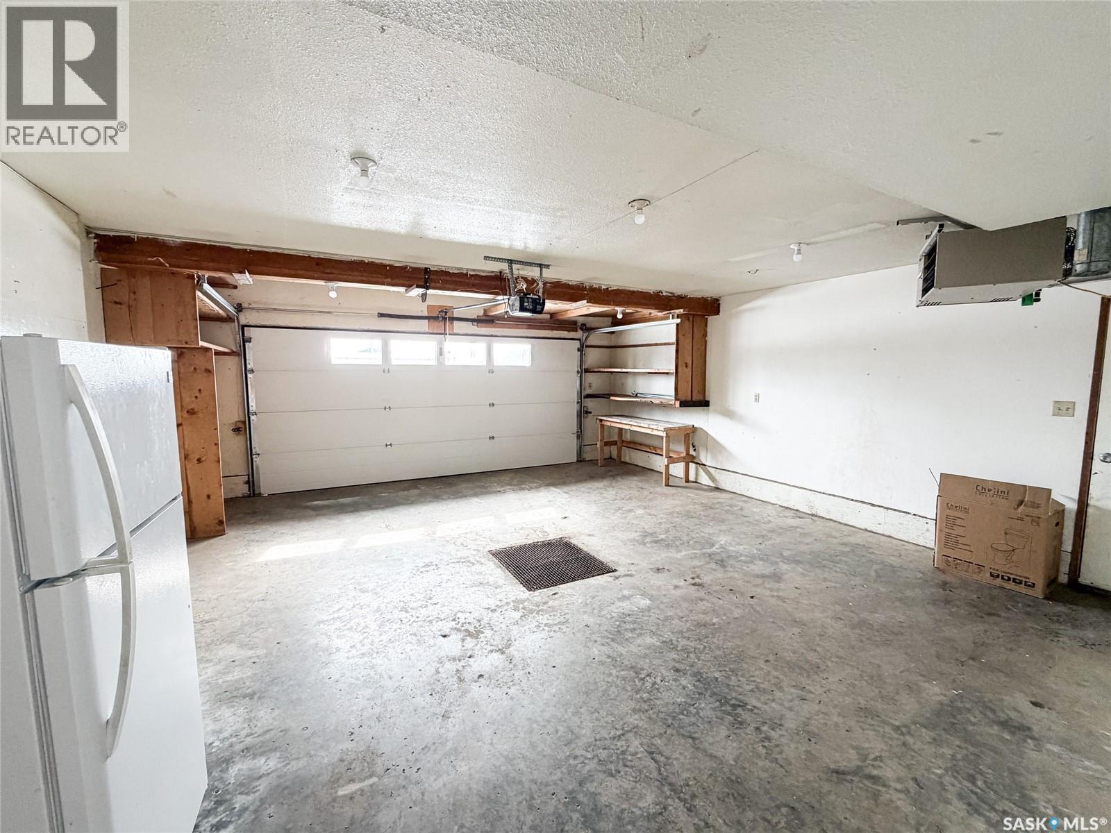 503 6th Avenue W, Meadow Lake, Saskatchewan  S9X 1B9 - Photo 28 - SK031732