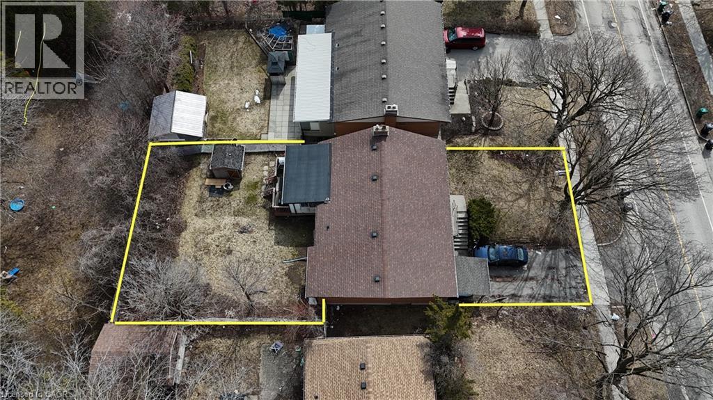 396 Hazel Street, Waterloo, Ontario  N2L 3P6 - Photo 2 - 40816052