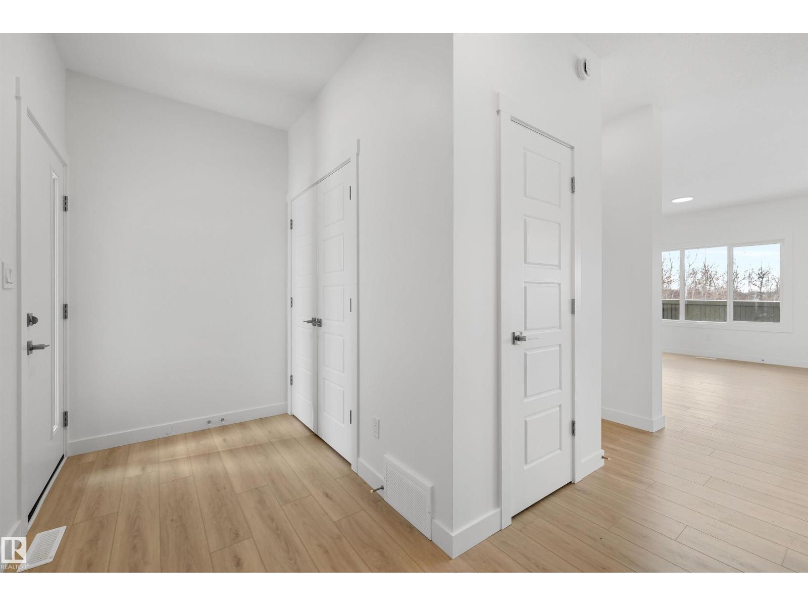 8704 183 Av Nw, Edmonton, Alberta  T5Z 0X5 - Photo 4 - E4475746