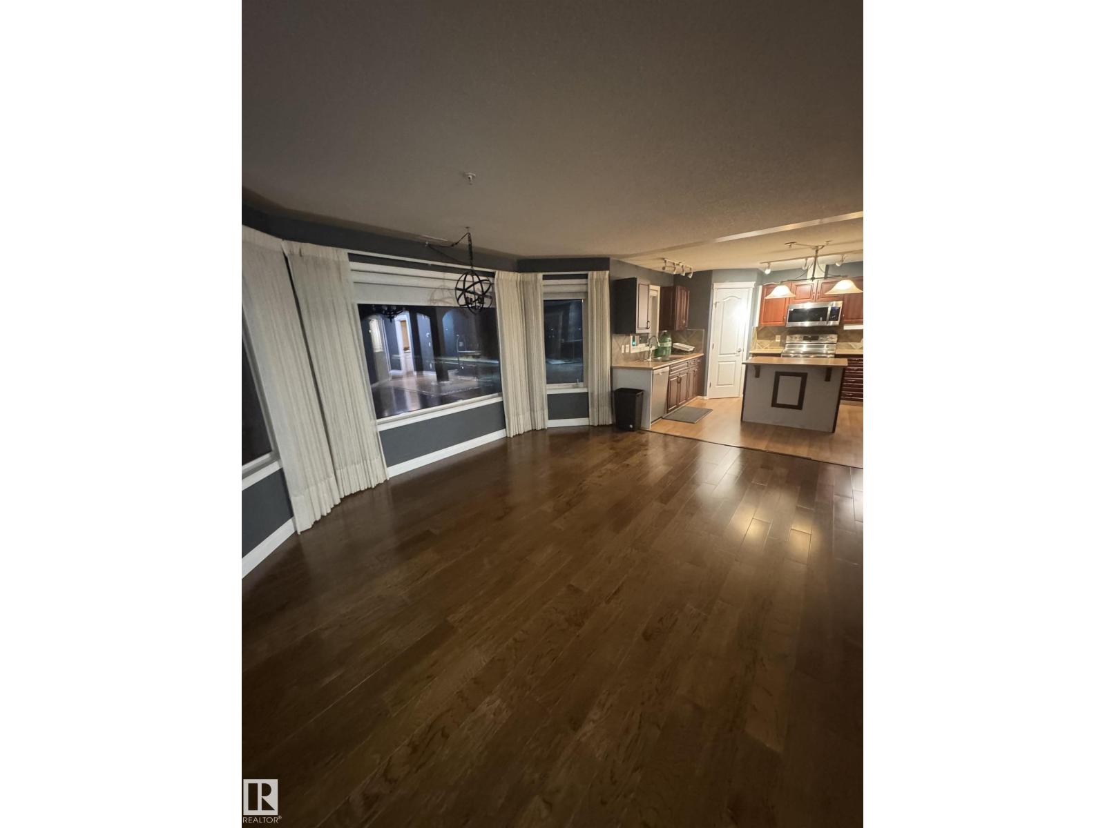 Unknown Address, ,     - Photo 2 - E4479777