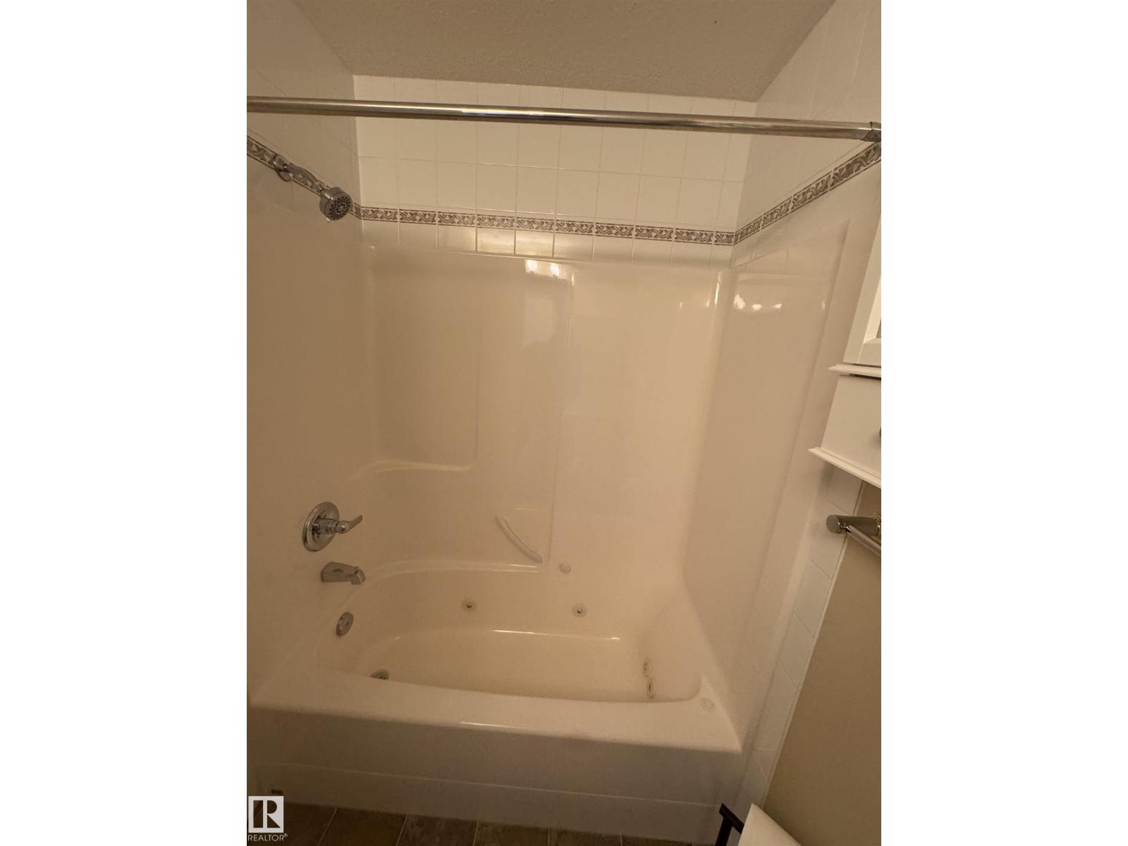 Unknown Address, ,     - Photo 13 - E4479777