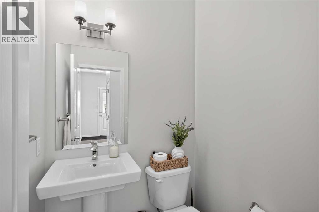 32 Marquis Green SE, Calgary, Alberta  T3M 1X7 - Photo 14 - A2295676