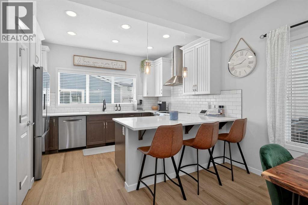 32 Marquis Green SE, Calgary, Alberta  T3M 1X7 - Photo 9 - A2295676