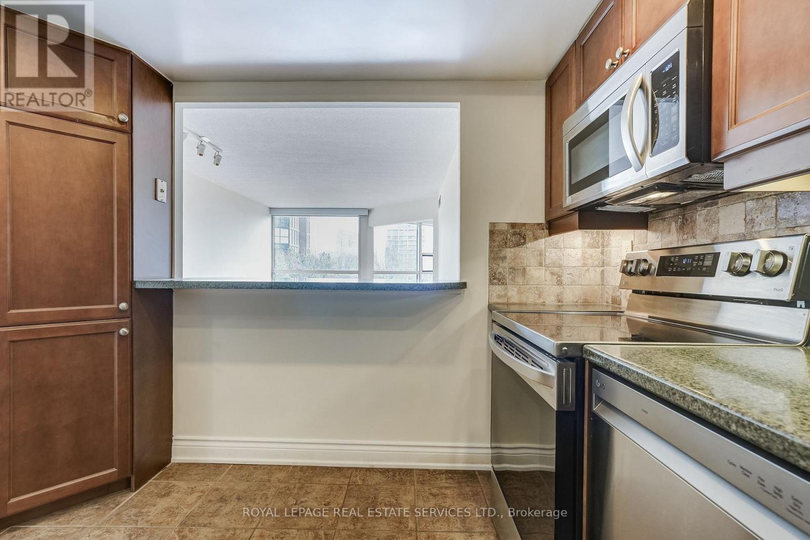 413 - 705 King Street W, Toronto, Ontario  M5V 2W8 - Photo 23 - C12939430