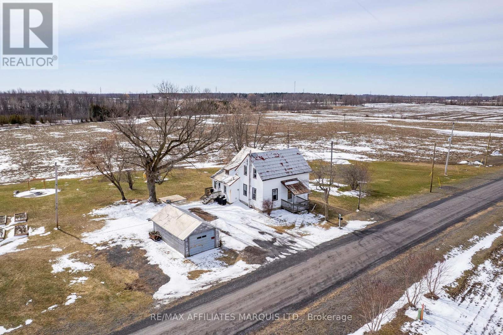 14910 HOLLISTER ROAD, South Stormont, Ontario