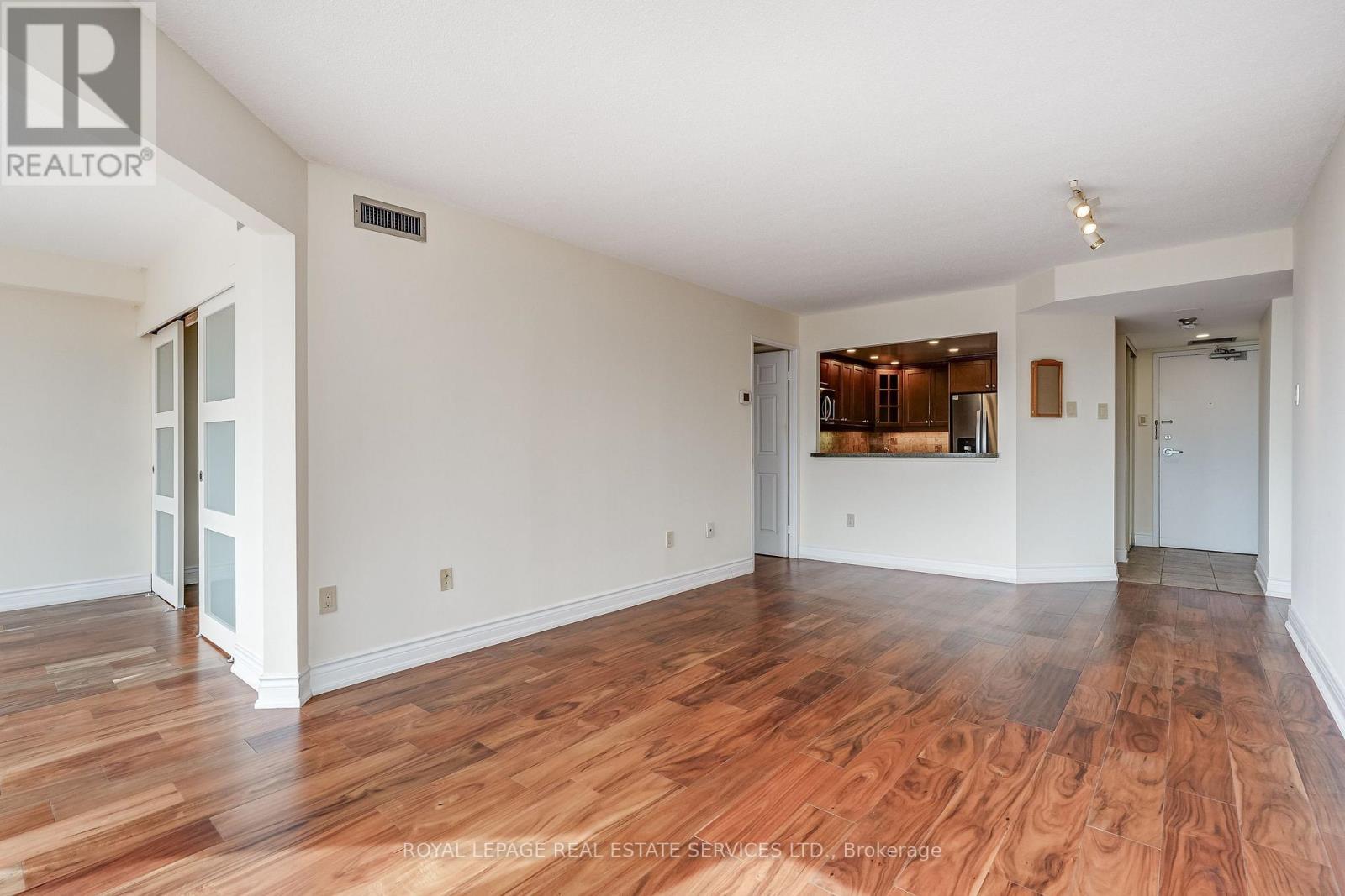 413 - 705 King Street W, Toronto, Ontario  M5V 2W8 - Photo 8 - C12939430