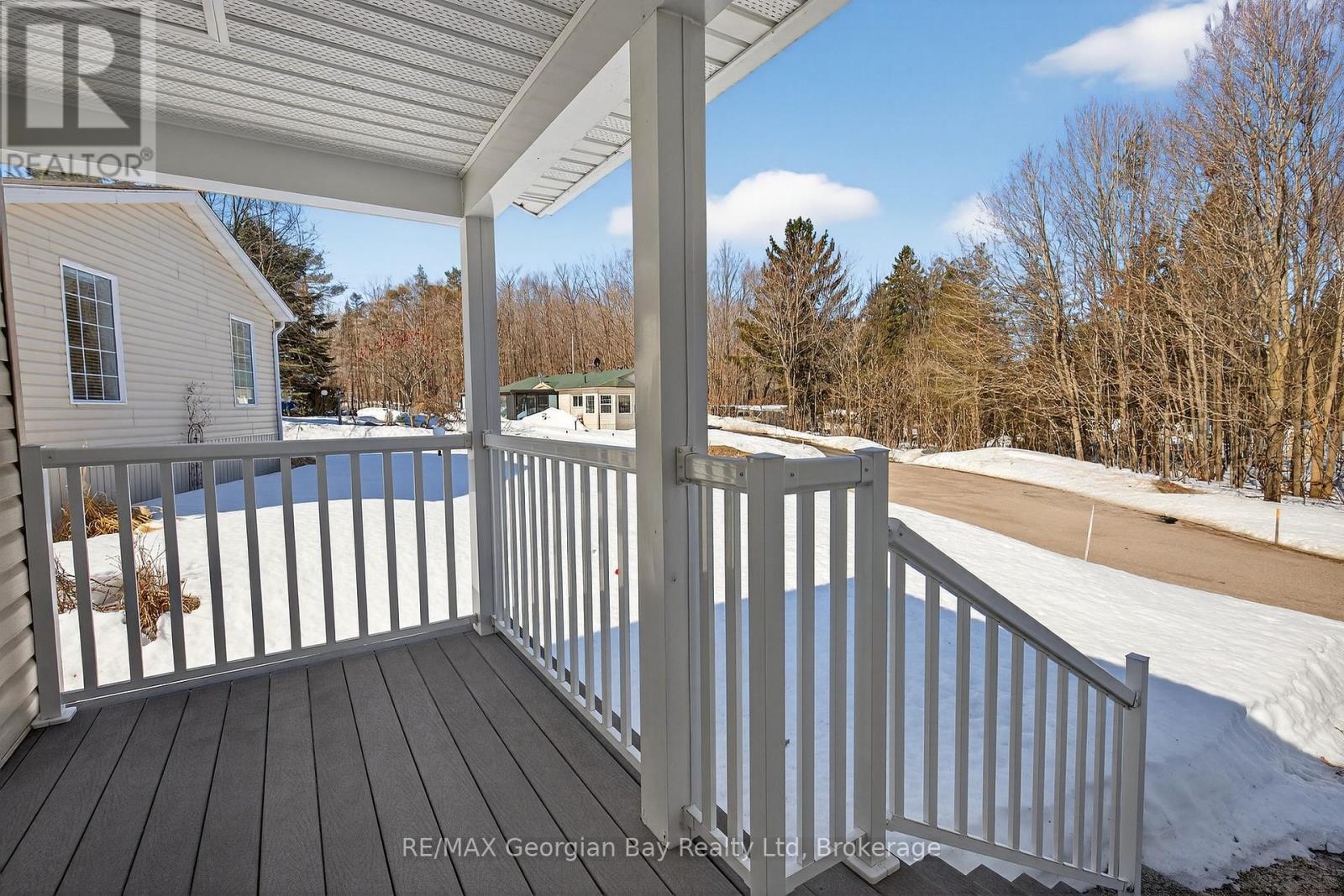 43 Highland Ave - 5411 Elliott Side Road, Tay, Ontario  L4R 4K3 - Photo 19 - S12940546