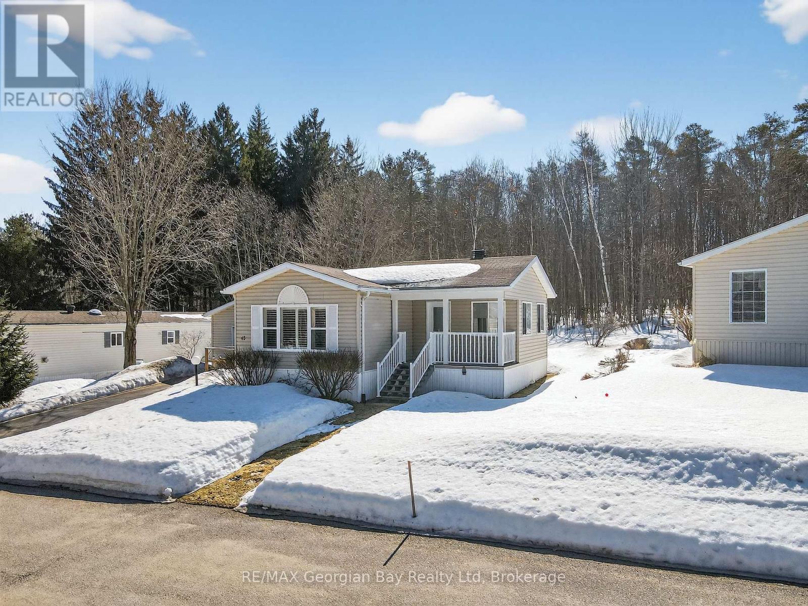 43 Highland Ave - 5411 Elliott Side Road, Tay, Ontario  L4R 4K3 - Photo 22 - S12940546