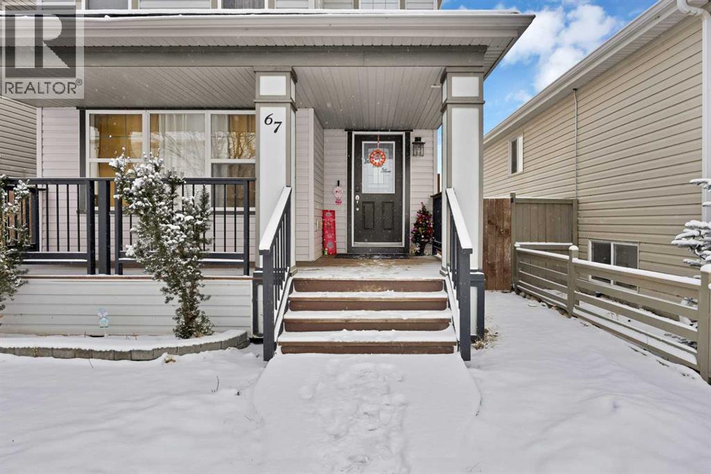 67 Copperstone Circle SE, Calgary, Alberta  T2Z 0G6 - Photo 2 - A2282224