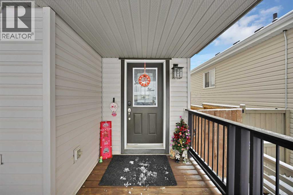 67 Copperstone Circle SE, Calgary, Alberta  T2Z 0G6 - Photo 3 - A2282224