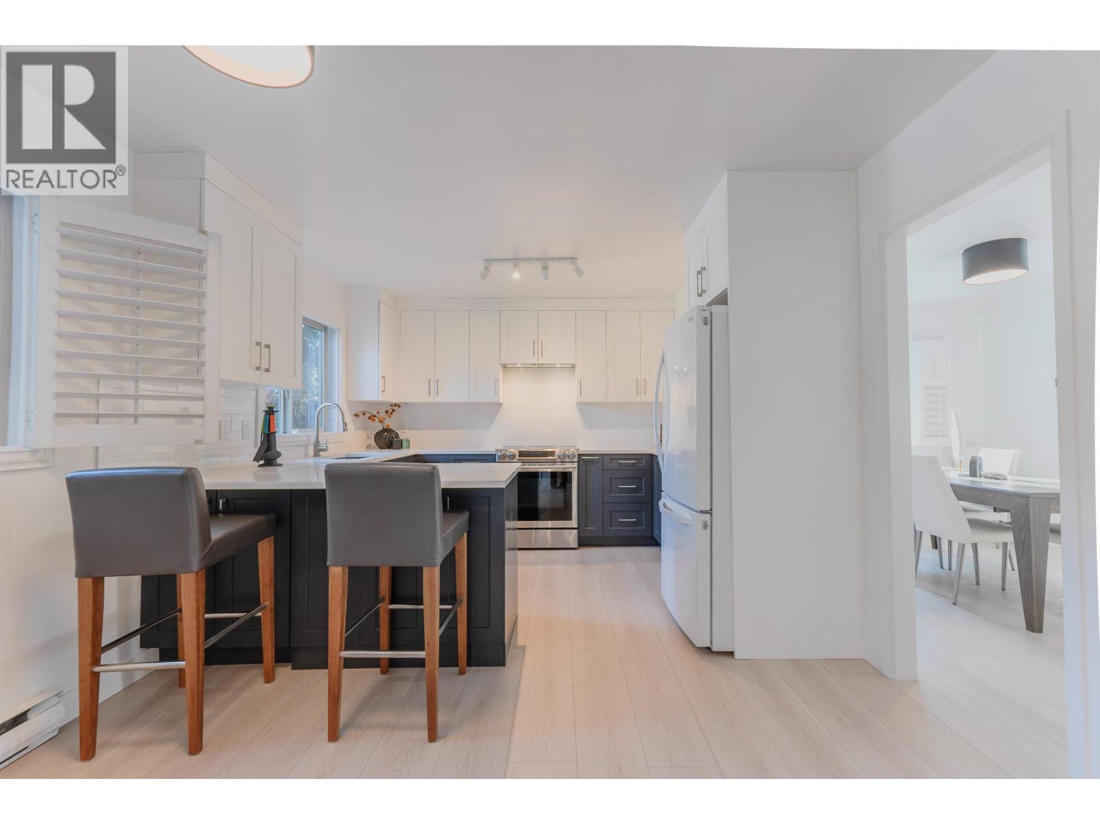 6640 Shawnigan Place, Richmond, British Columbia  V7E 4W9 - Photo 5 - R3104912