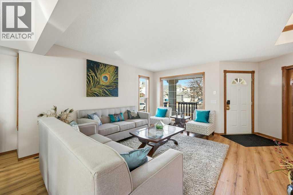 63 Coral Springs Green NE, Calgary, Alberta  T3J 3S5 - Photo 5 - A2287167