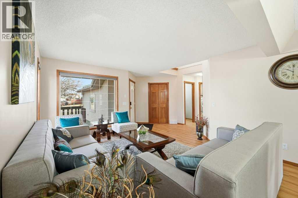 63 Coral Springs Green NE, Calgary, Alberta  T3J 3S5 - Photo 6 - A2287167