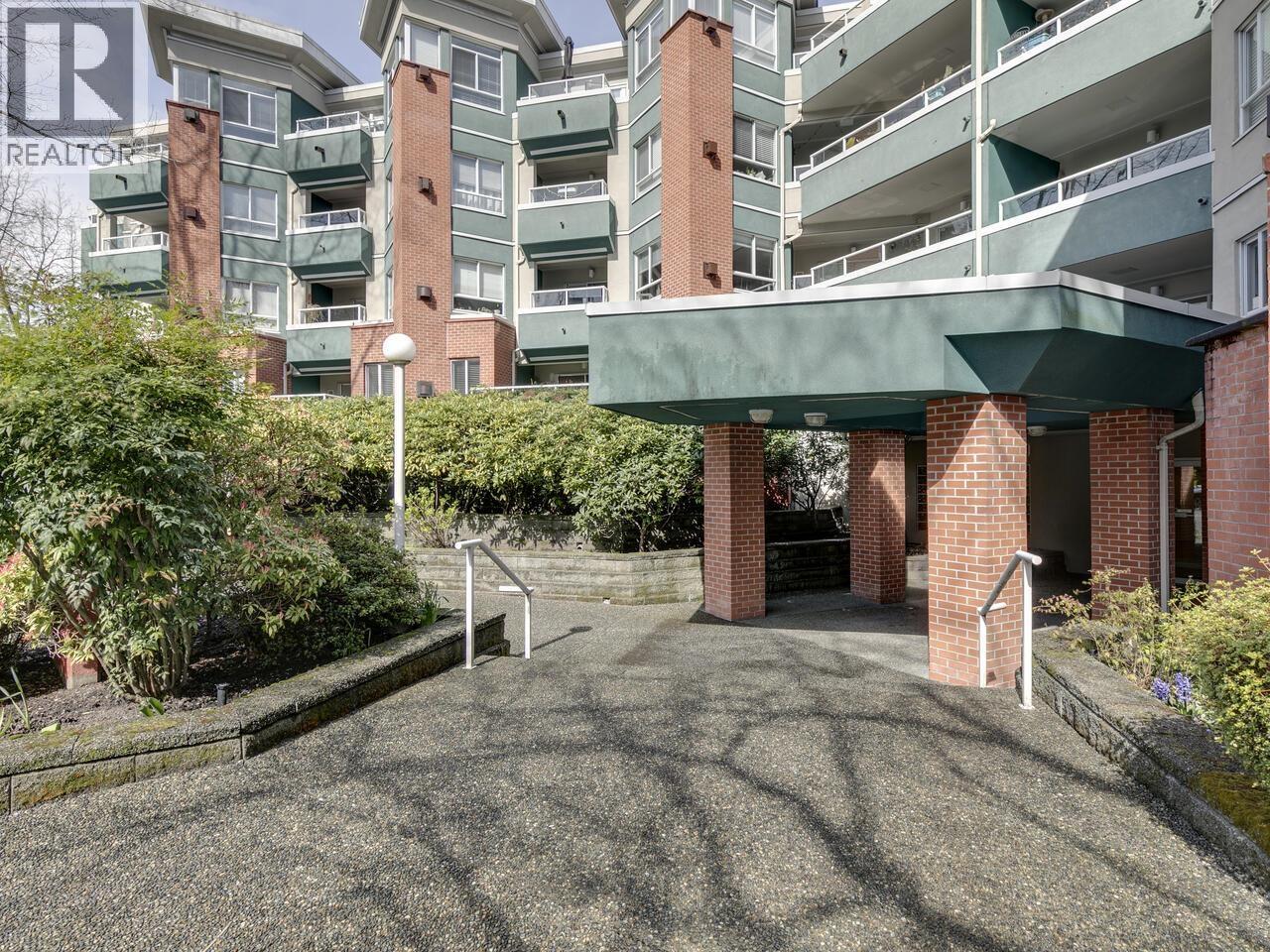 414 128 W 8th Street, North Vancouver, British Columbia  V7M 3M1 - Photo 23 - R3105362