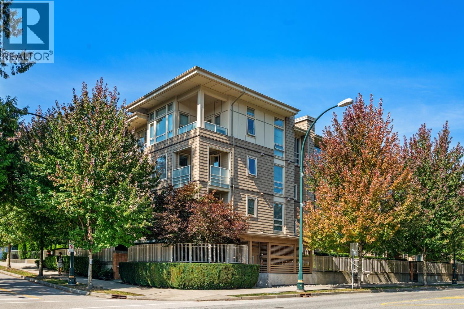 206 2665 Mountain Highway, North Vancouver, British Columbia  V7J 0A8 - Photo 1 - R3105384