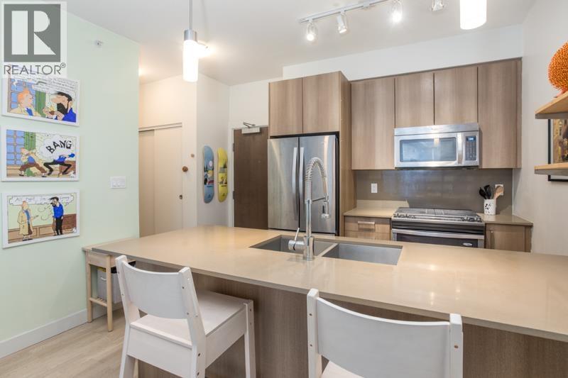 417 7058 14th Avenue, Burnaby, British Columbia  V3N 0E6 - Photo 4 - R3105390