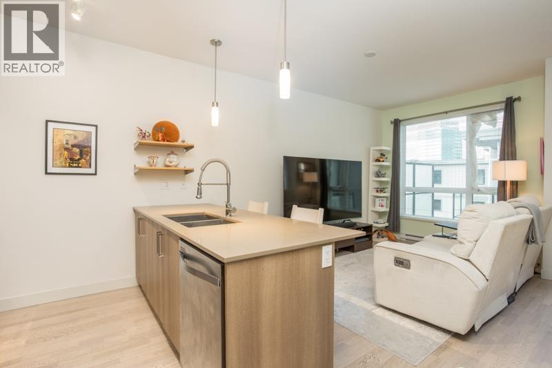 417 7058 14th Avenue, Burnaby, British Columbia  V3N 0E6 - Photo 6 - R3105390