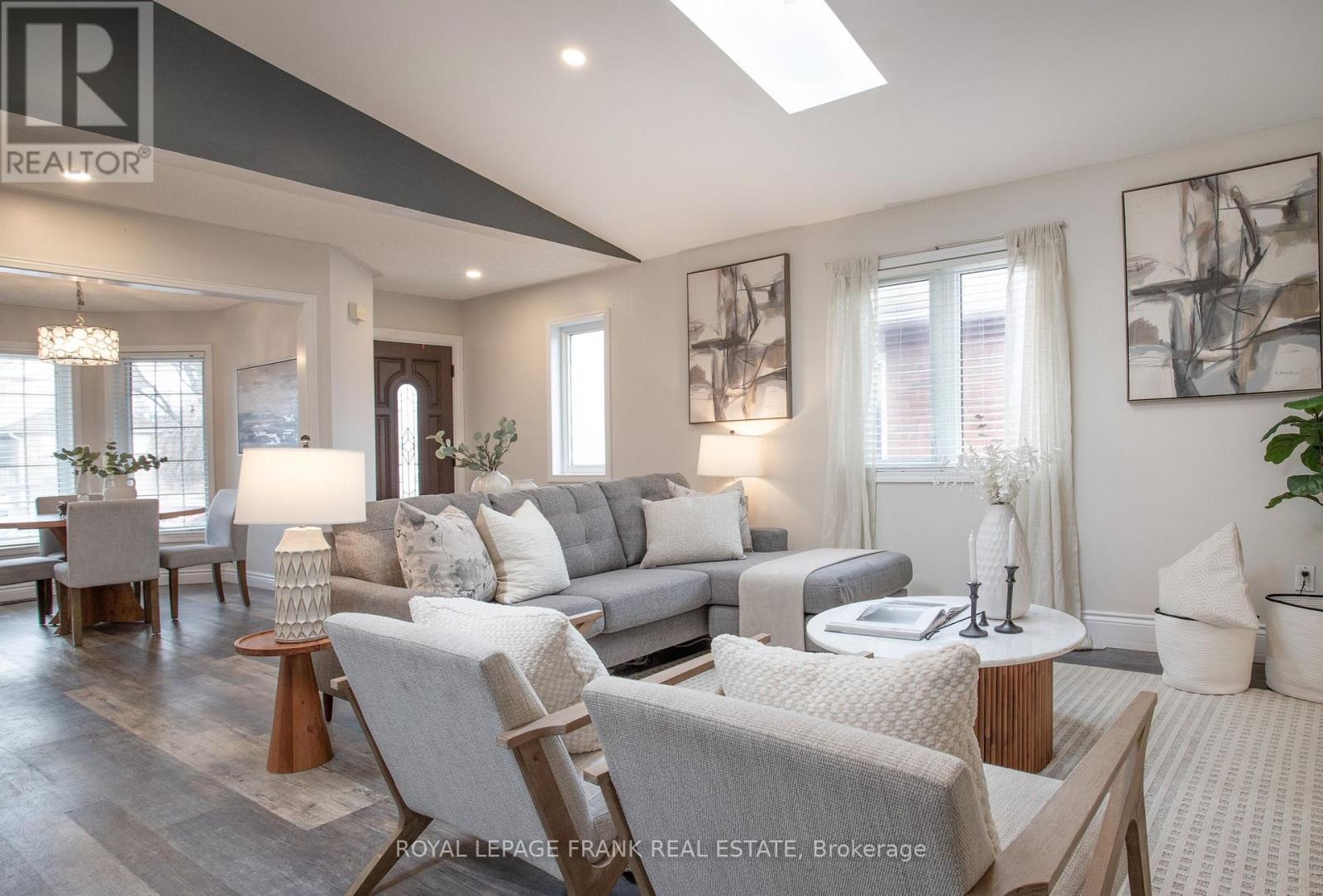 35 Dale Park Drive, Clarington, Ontario  L1E 2Z4 - Photo 4 - E12940490