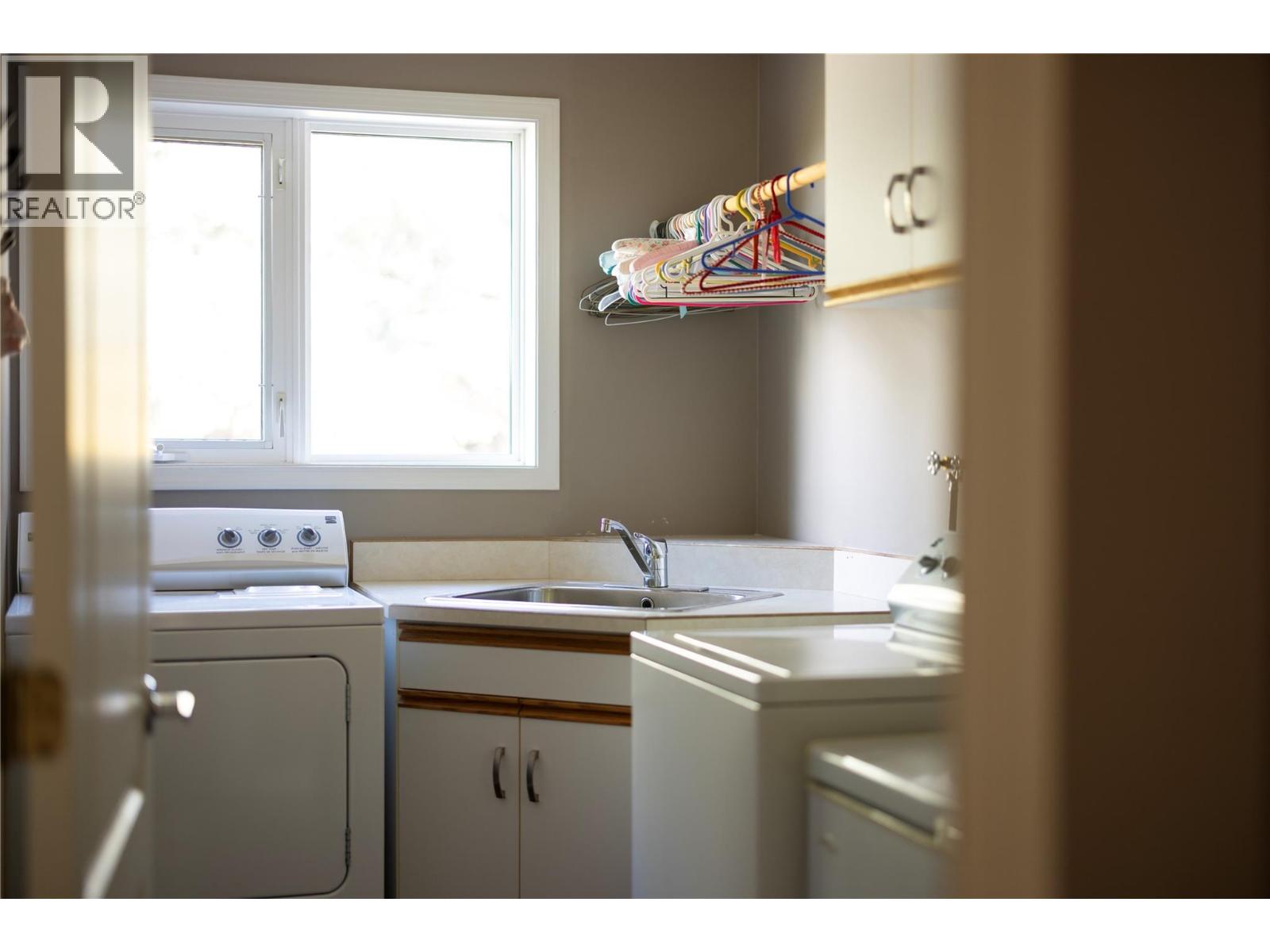 815 GALIANO Road Vernon, BC V1B3B3_18