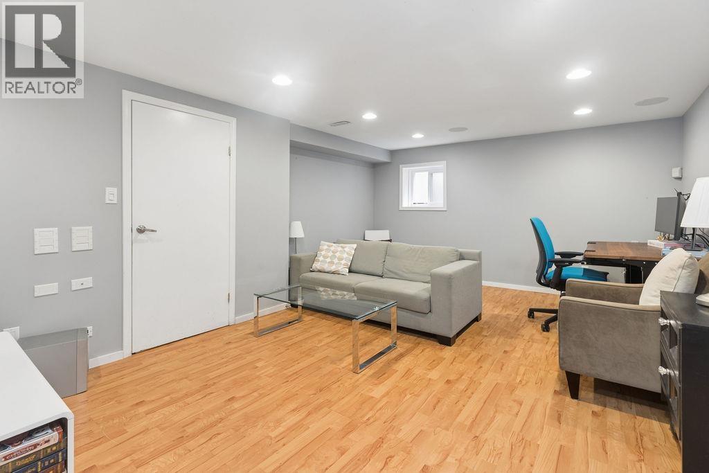 1810 Tenth Avenue, New Westminster, British Columbia  V3M 3J5 - Photo 15 - R3105344