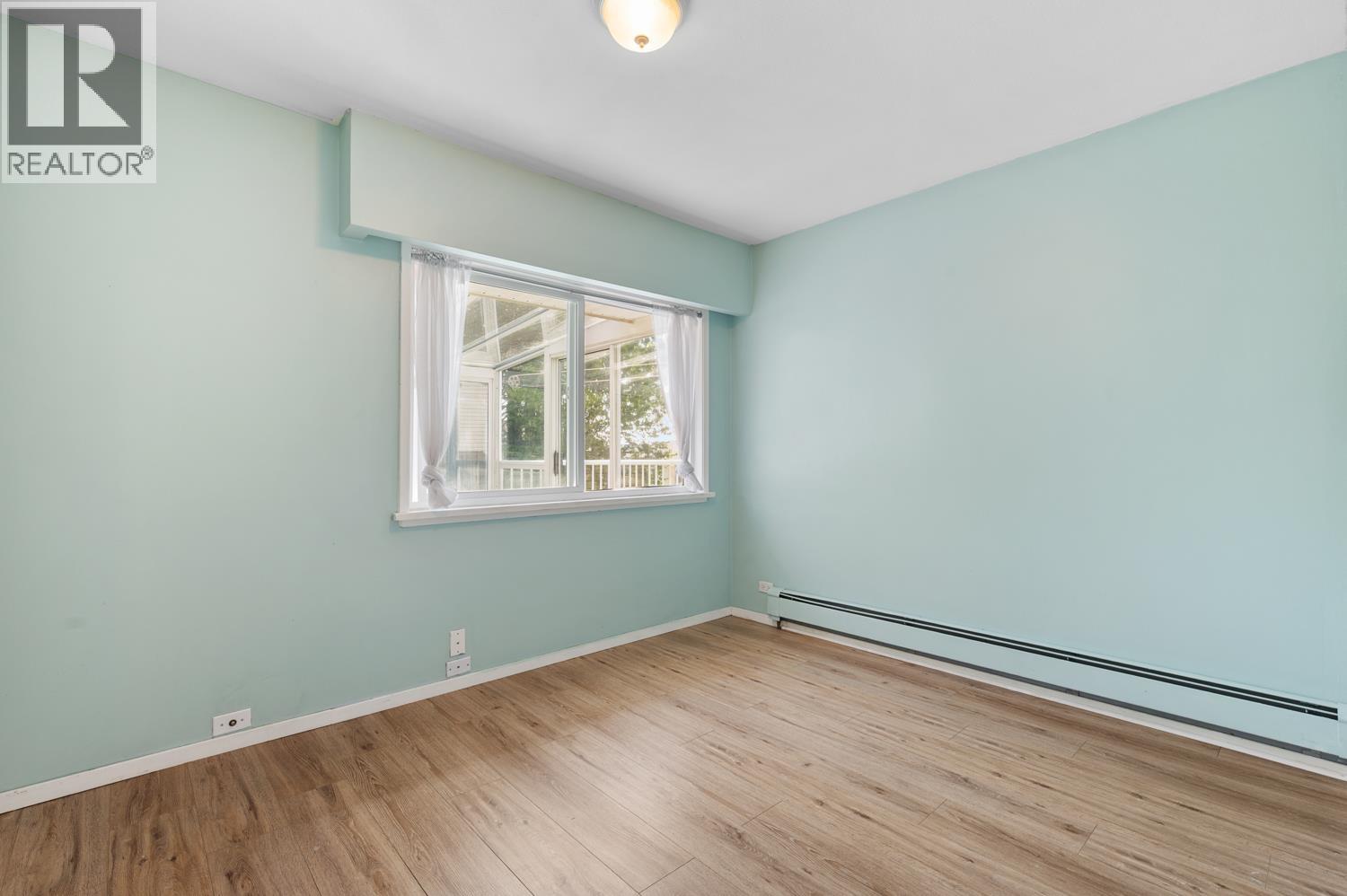 320 Walker Street, Coquitlam, British Columbia  V3K 4C9 - Photo 14 - R3105395