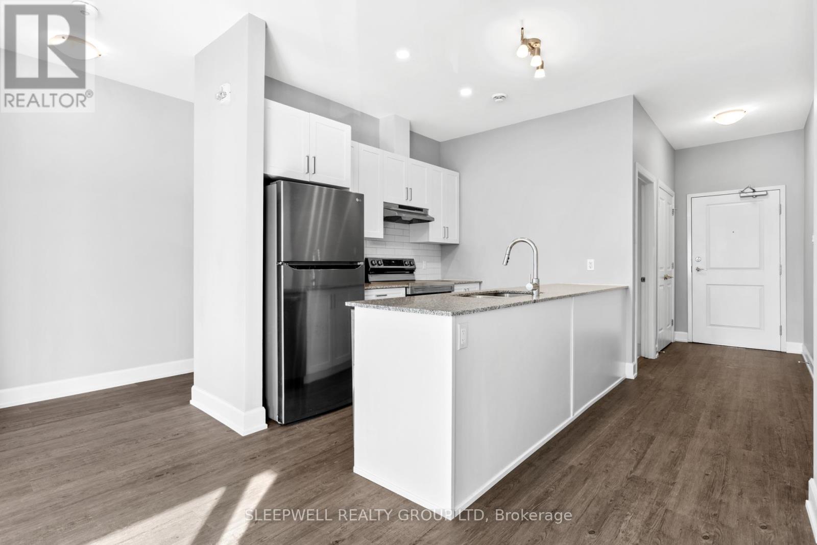 308 - 975 North Russell Road, Russell, Ontario  K4R 0L9 - Photo 2 - X12940486