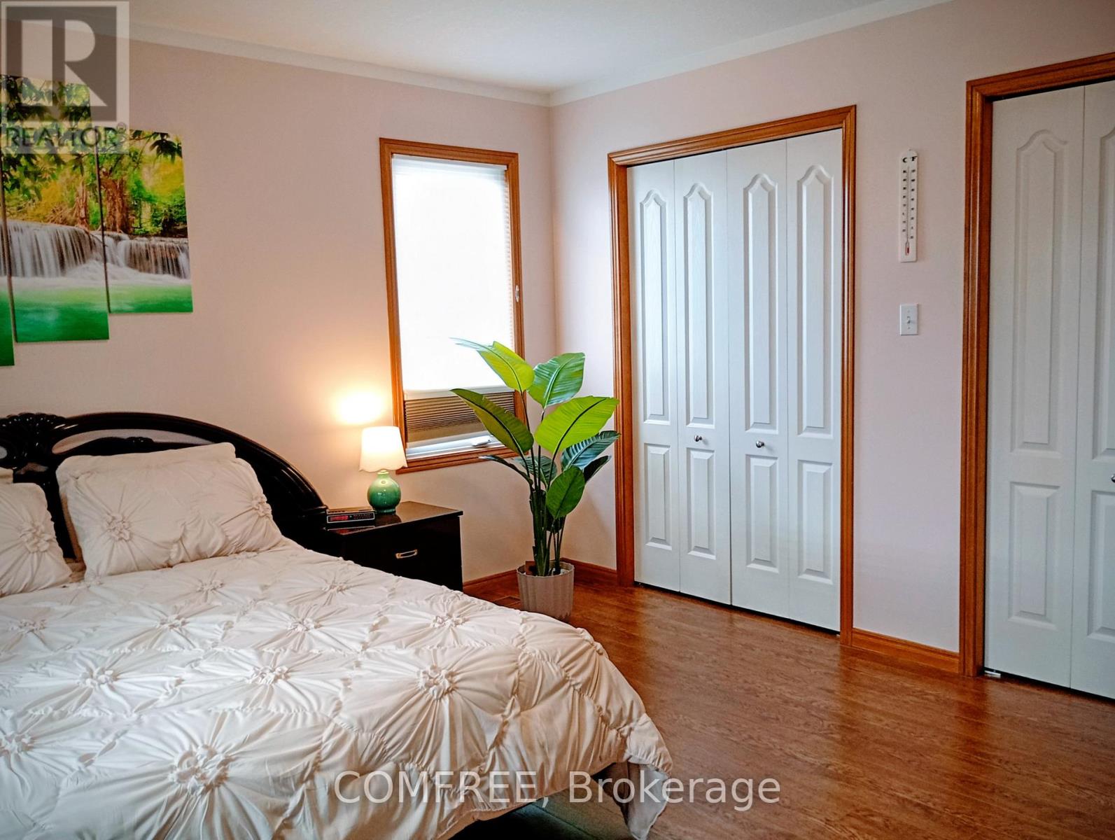 35 Tanya Drive, Southwest Middlesex, Ontario  N0L 1M0 - Photo 13 - X12940524