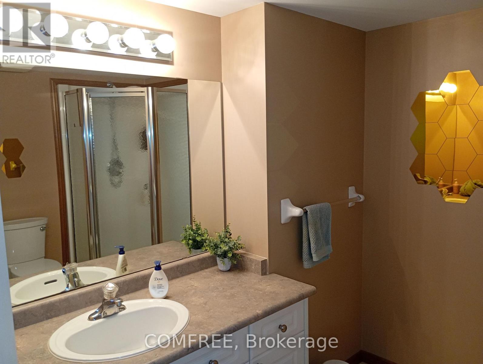 35 Tanya Drive, Southwest Middlesex, Ontario  N0L 1M0 - Photo 23 - X12940524