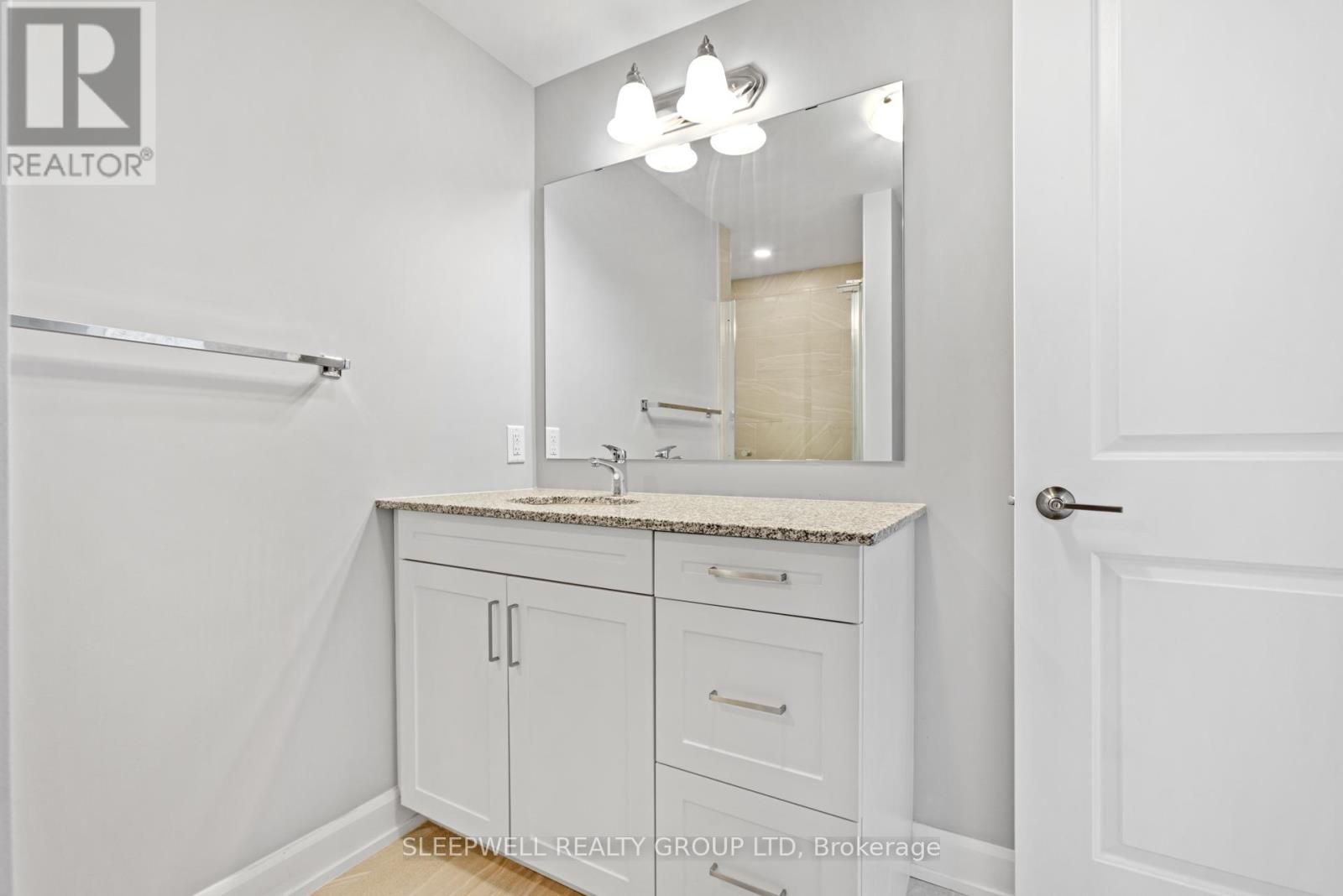 305 - 979 North Russell Road, Russell, Ontario  K4R 0L9 - Photo 14 - X12940562