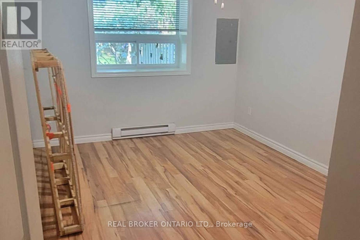 2 - 341 New Street E, Edwardsburgh/cardinal, Ontario  K0E 1E0 - Photo 8 - X12940606