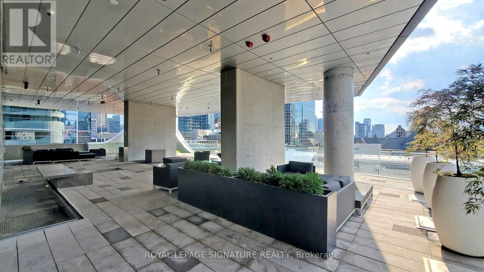 5811 - 197 Yonge Street, Toronto, Ontario  M5B 0C1 - Photo 36 - C12940484