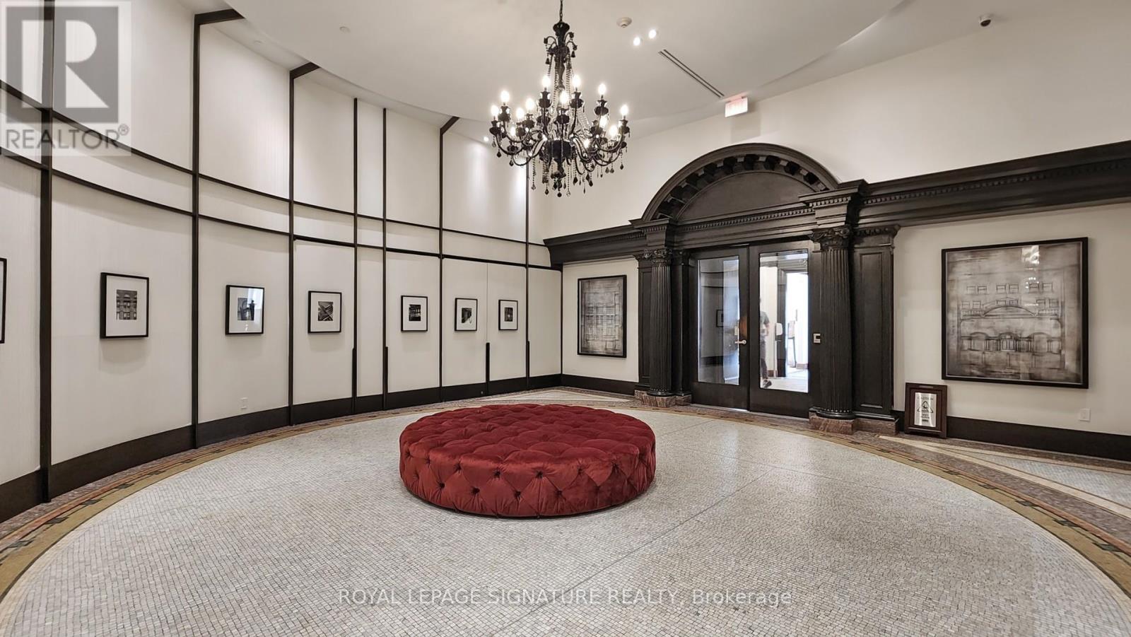 5811 - 197 Yonge Street, Toronto, Ontario  M5B 0C1 - Photo 39 - C12940484