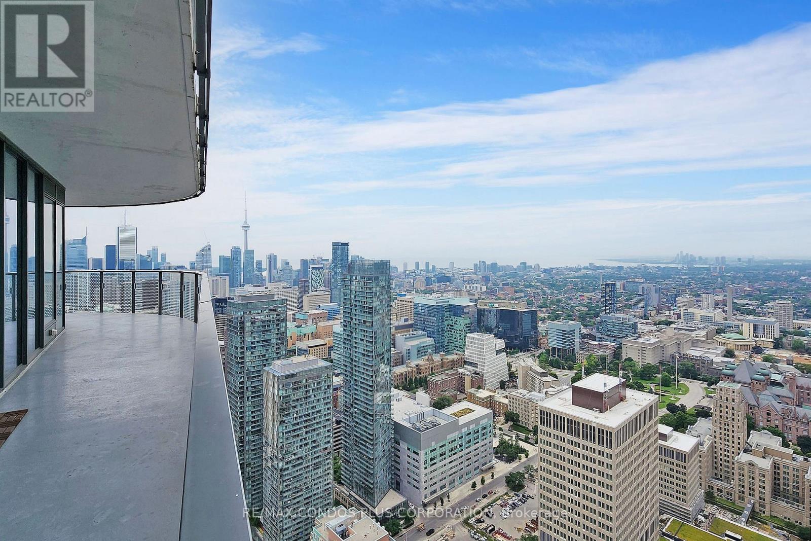 5406 - 11 WELLESLEY STREET W, Toronto, Ontario