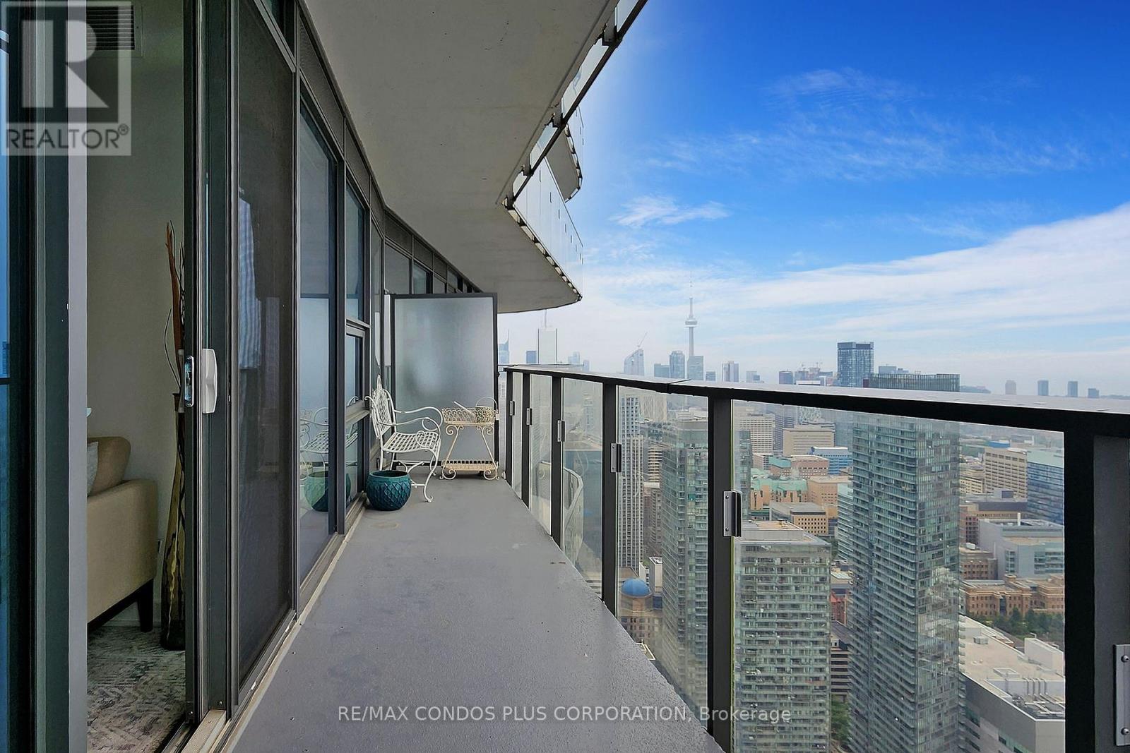 5406 - 11 Wellesley Street W, Toronto, Ontario  M4Y 0G4 - Photo 20 - C12940488