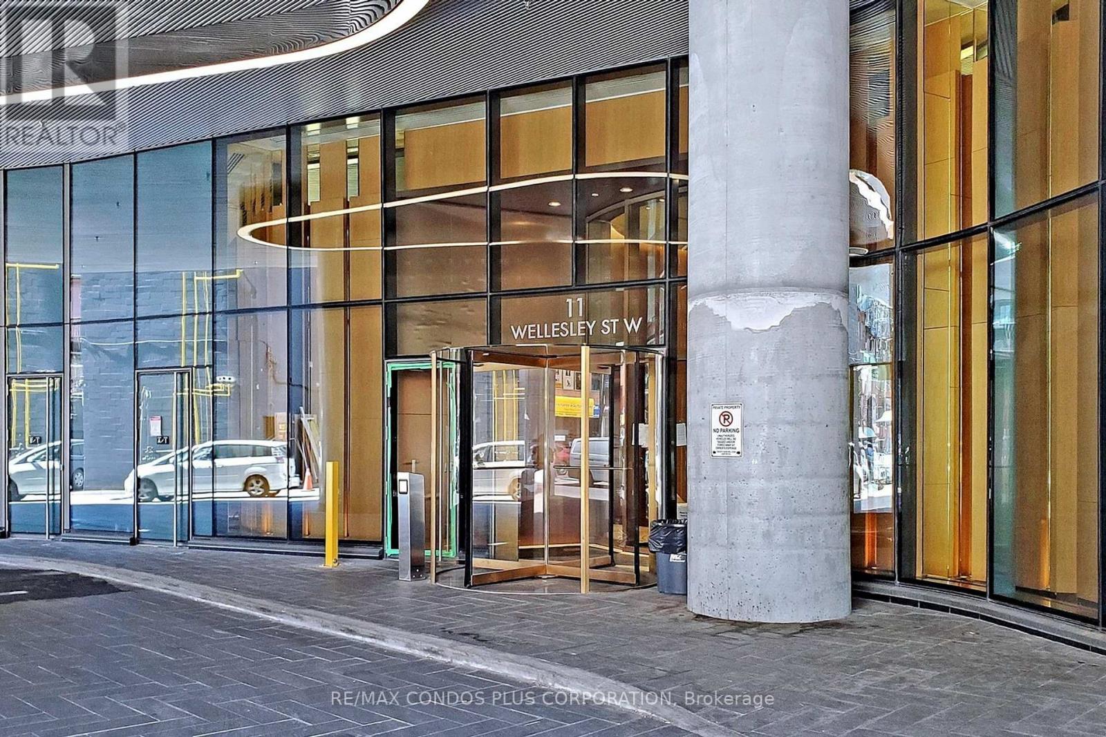 5406 - 11 Wellesley Street W, Toronto, Ontario  M4Y 0G4 - Photo 37 - C12940488