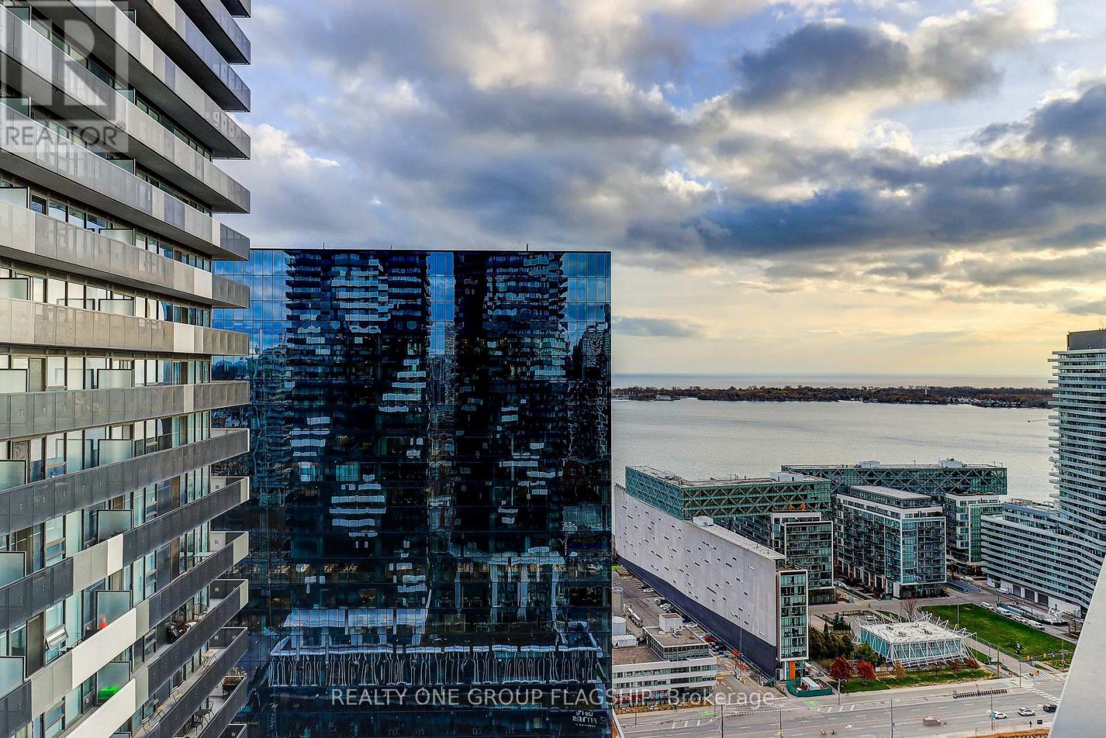 3608 - 55 Cooper Street, Toronto, Ontario  M5E 0G1 - Photo 19 - C12940560