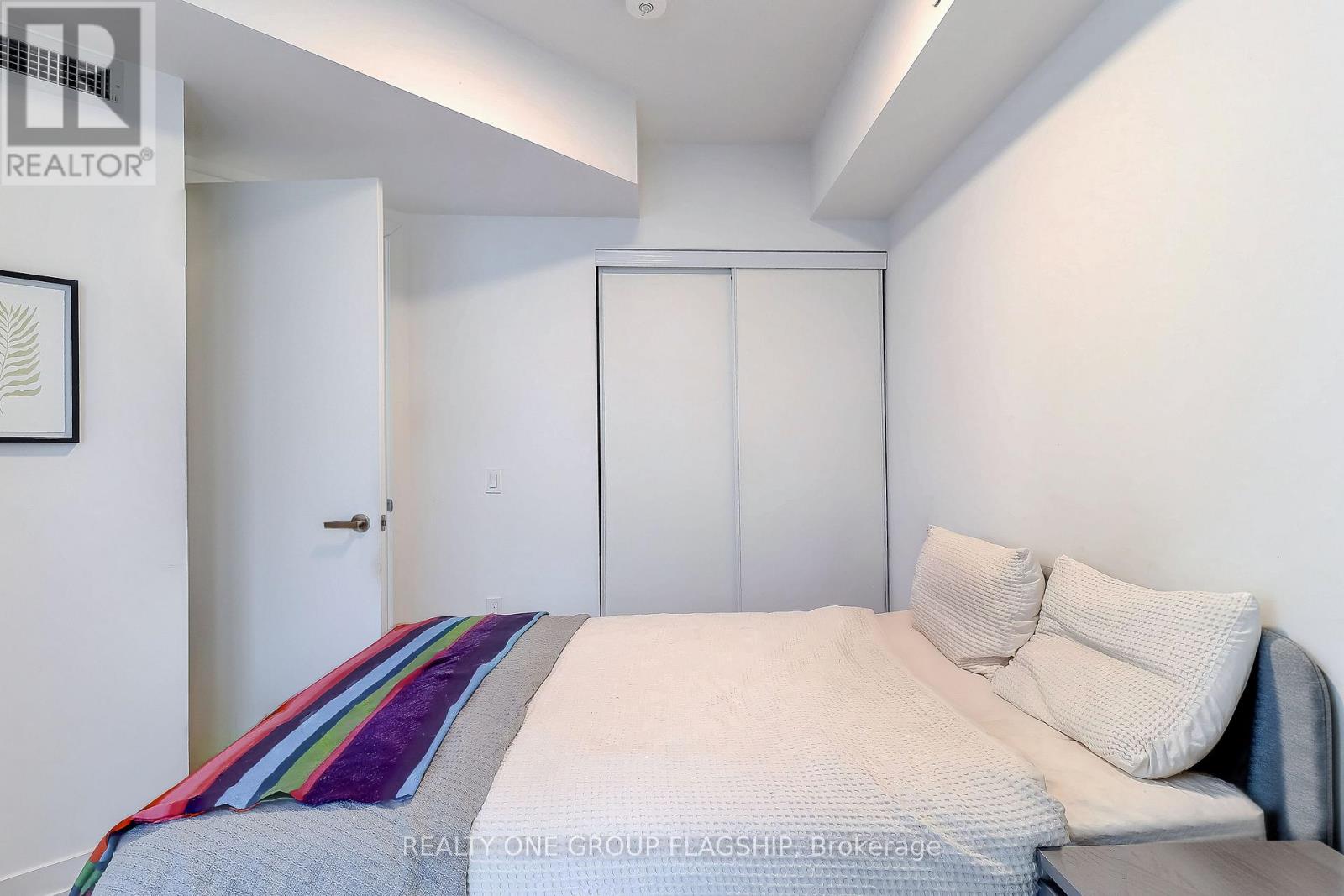 3608 - 55 Cooper Street, Toronto, Ontario  M5E 0G1 - Photo 4 - C12940560