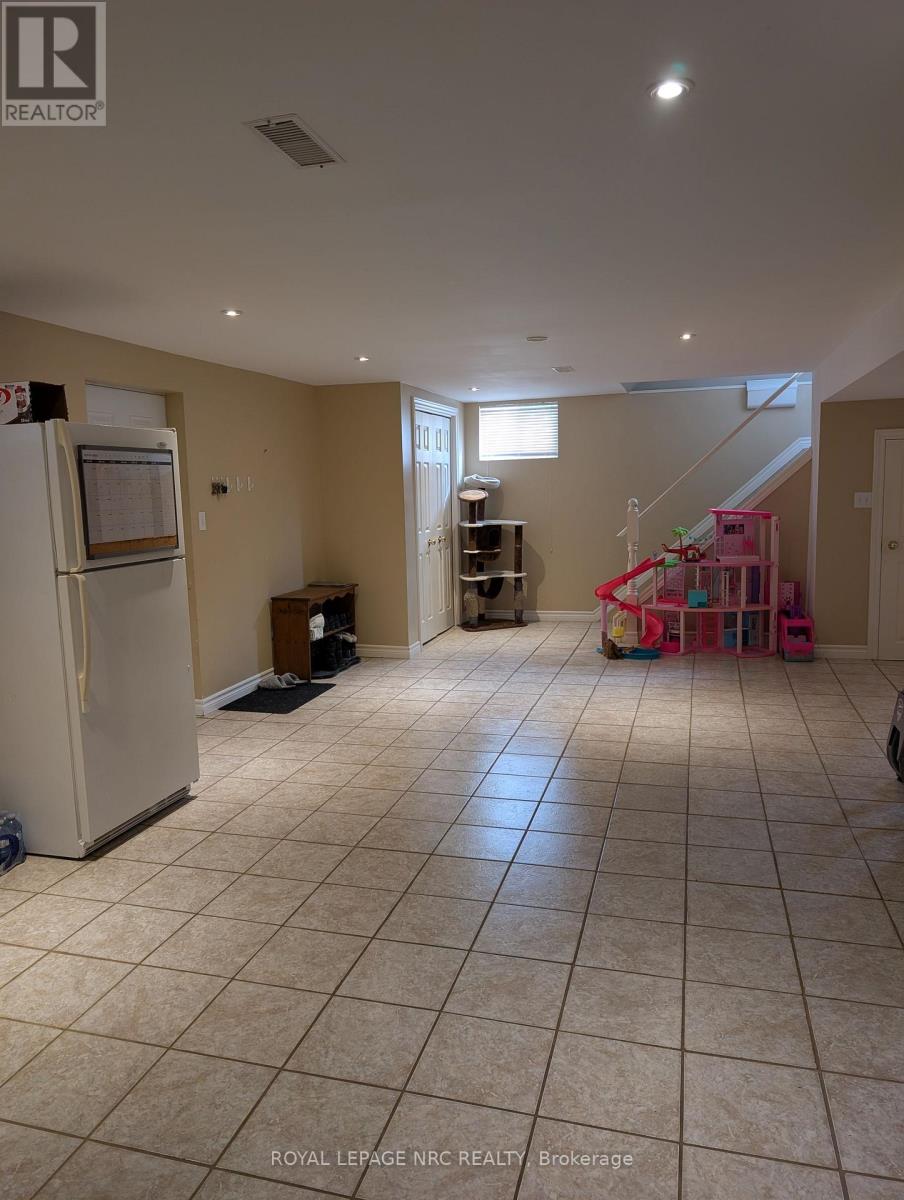 3194 Portage Road, Niagara Falls, Ontario  L2J 2J9 - Photo 22 - X12940516