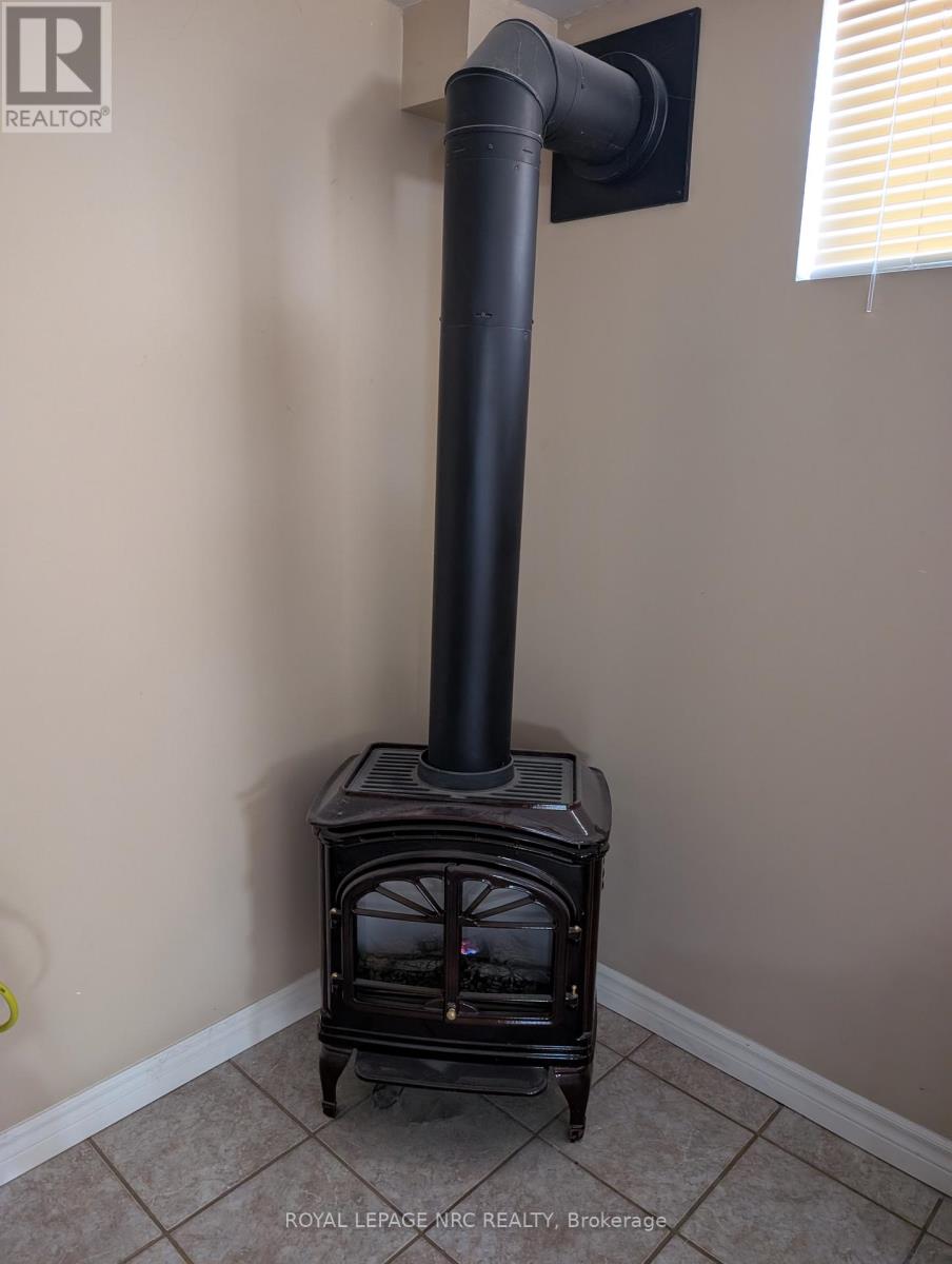 3194 Portage Road, Niagara Falls, Ontario  L2J 2J9 - Photo 23 - X12940516