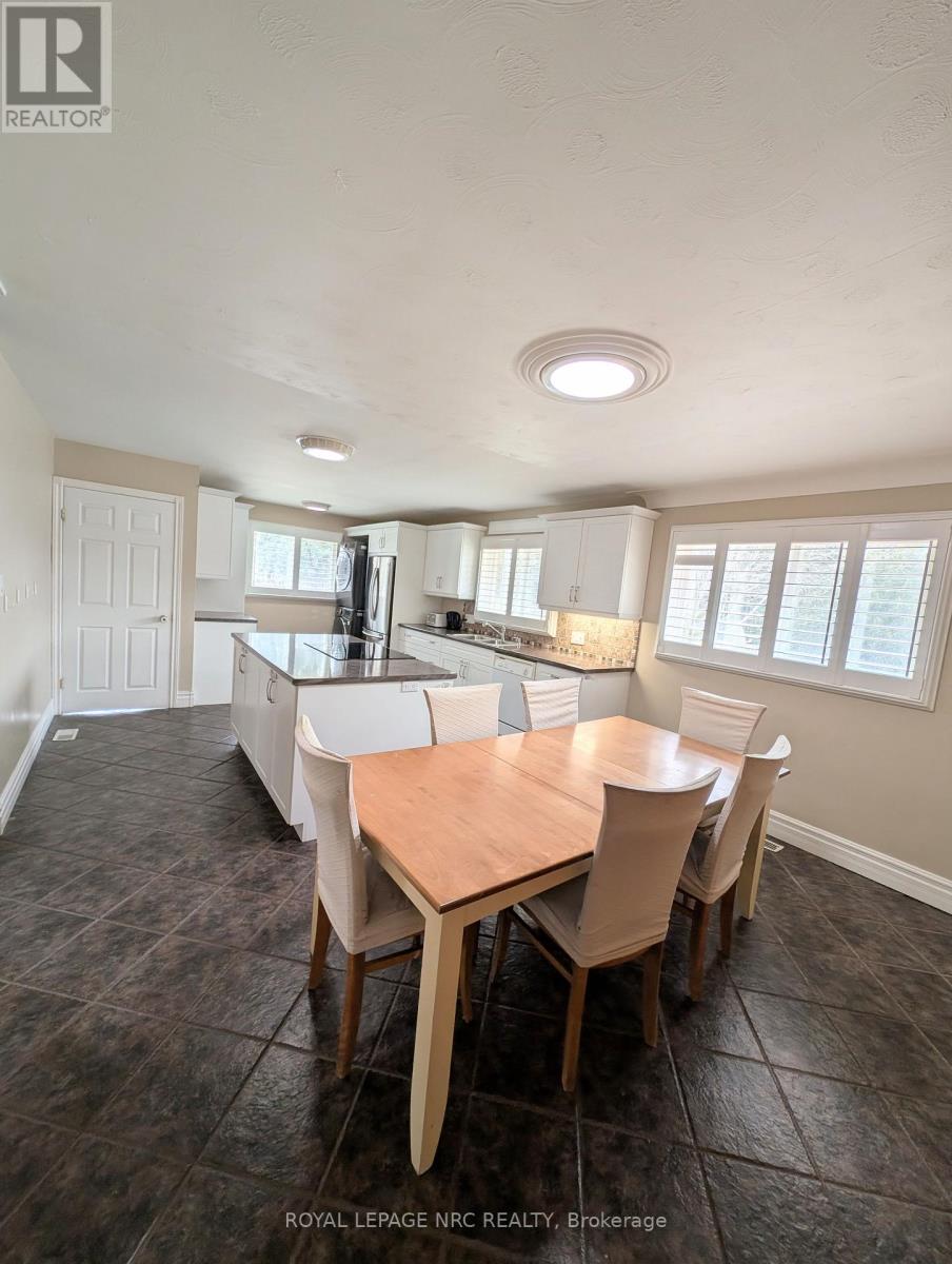 3194 Portage Road, Niagara Falls, Ontario  L2J 2J9 - Photo 8 - X12940516