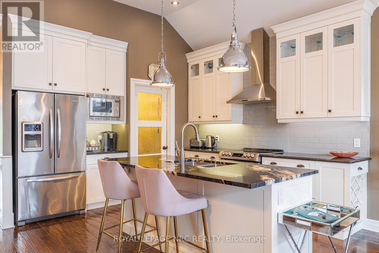 1534 Haist Street, Pelham, Ontario  L0S 1E5 - Photo 16 - X12940542