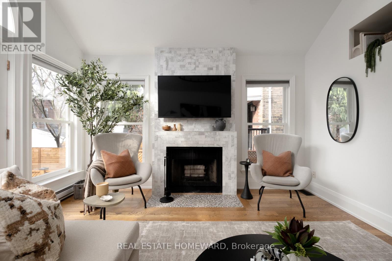 31 Riverdale Avenue, Toronto, Ontario  M4K 1C2 - Photo 12 - E12940530