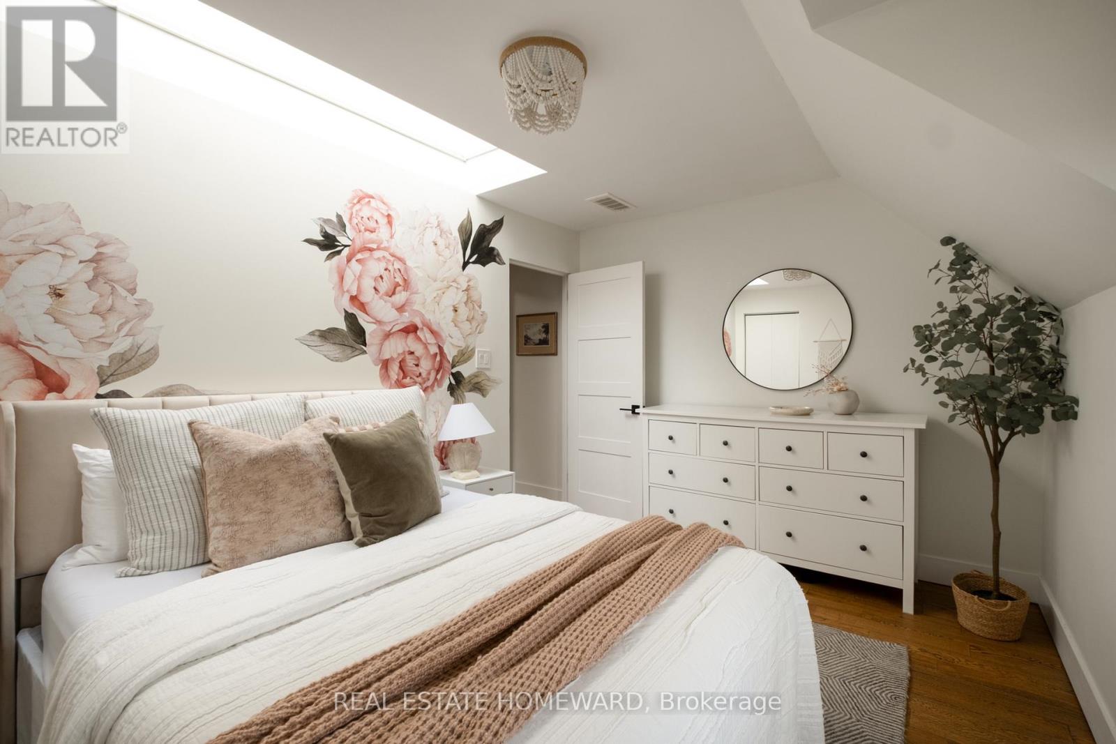 31 Riverdale Avenue, Toronto, Ontario  M4K 1C2 - Photo 37 - E12940530