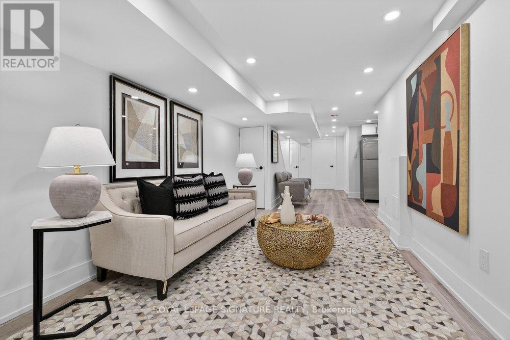 290 Chisholm Avenue, Toronto, Ontario  M4C 4W7 - Photo 32 - E12940538