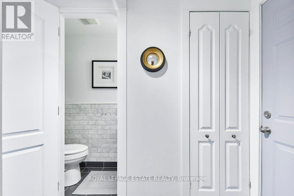 15 Squires Avenue, Toronto, Ontario  M4B 2R2 - Photo 12 - E12940550
