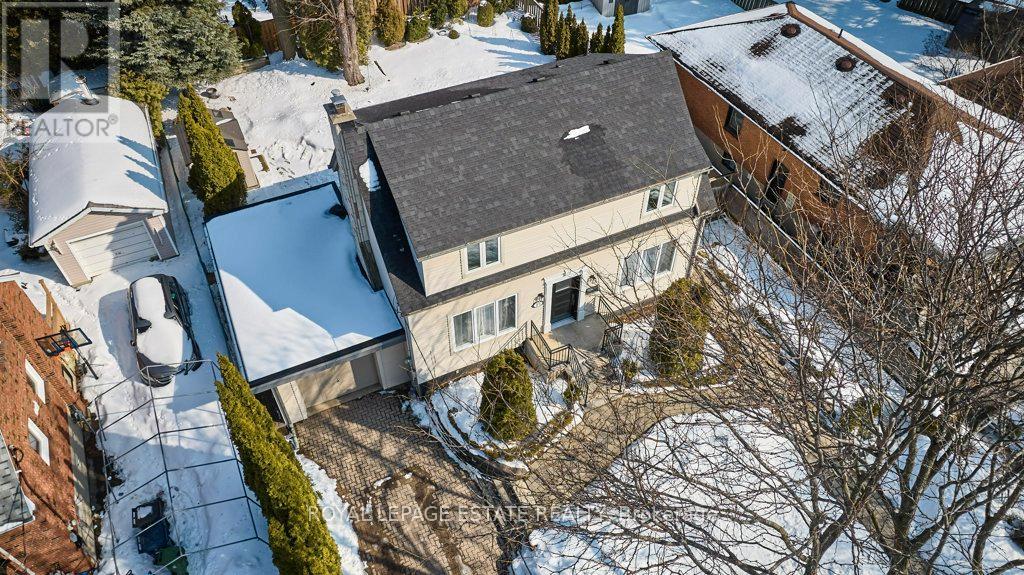 15 Squires Avenue, Toronto, Ontario  M4B 2R2 - Photo 38 - E12940550