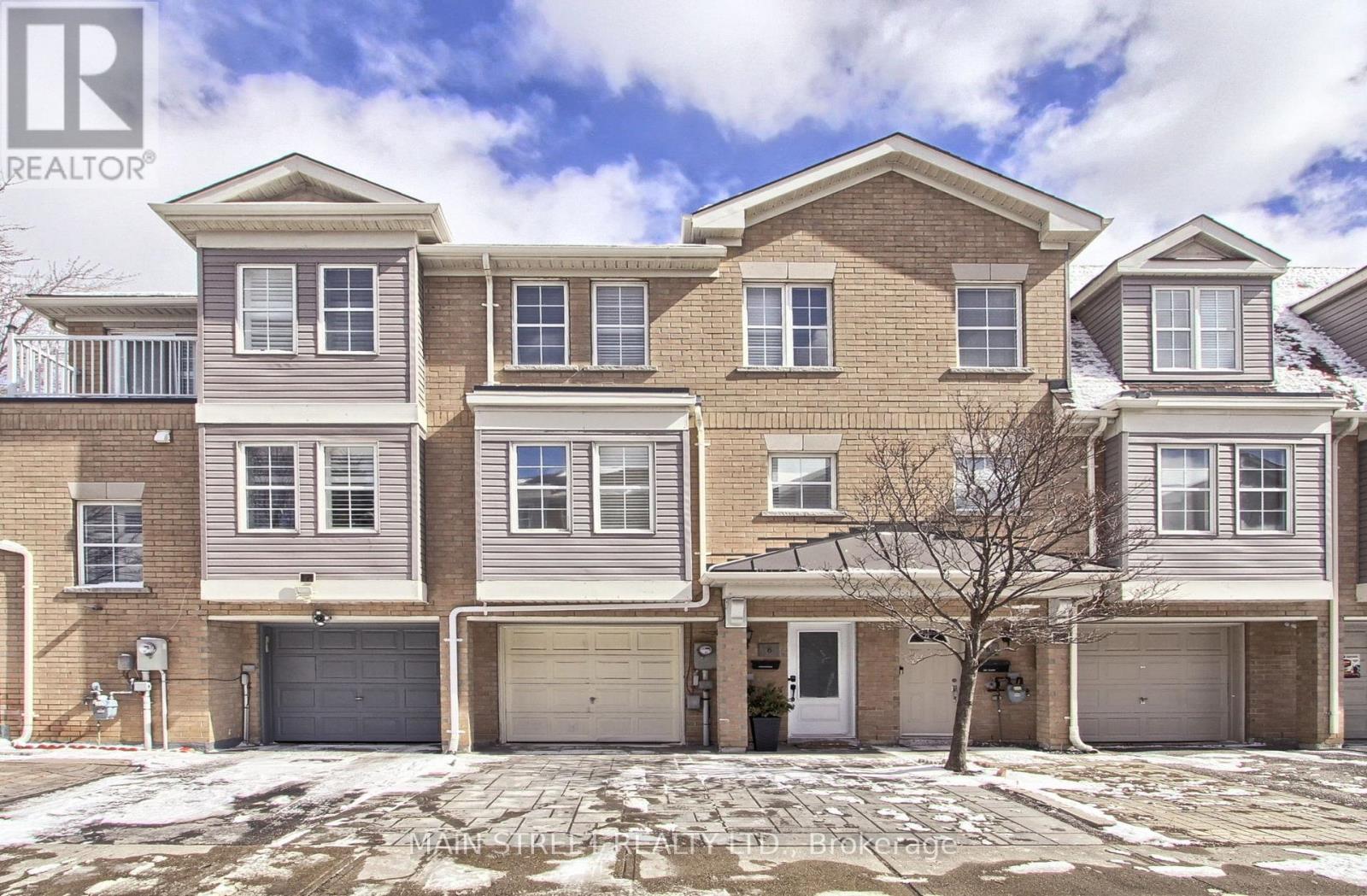 6 ARCHIBALD MEWS, Toronto, Ontario