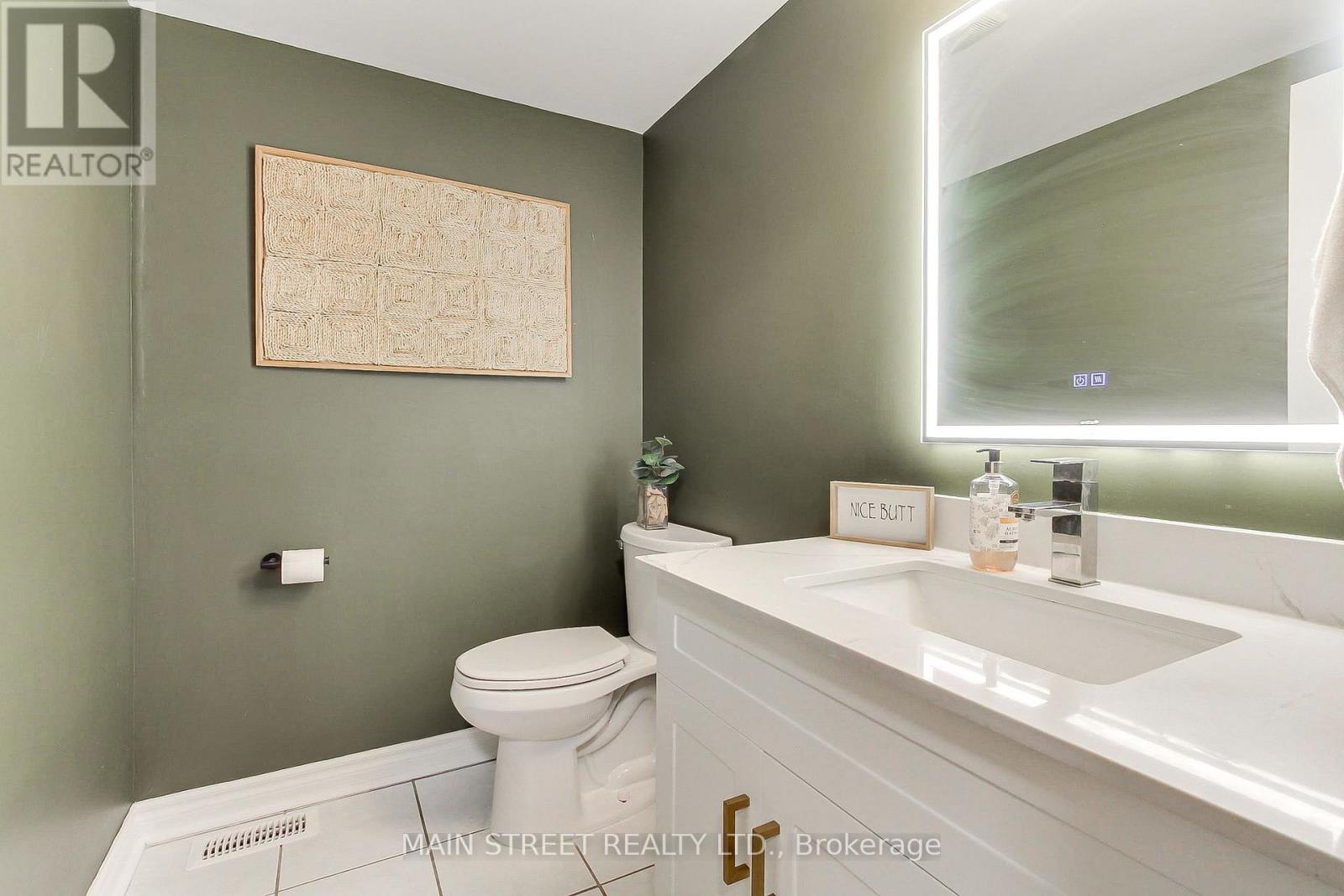 6 Archibald Mews, Toronto, Ontario  M1P 0A4 - Photo 14 - E12940552