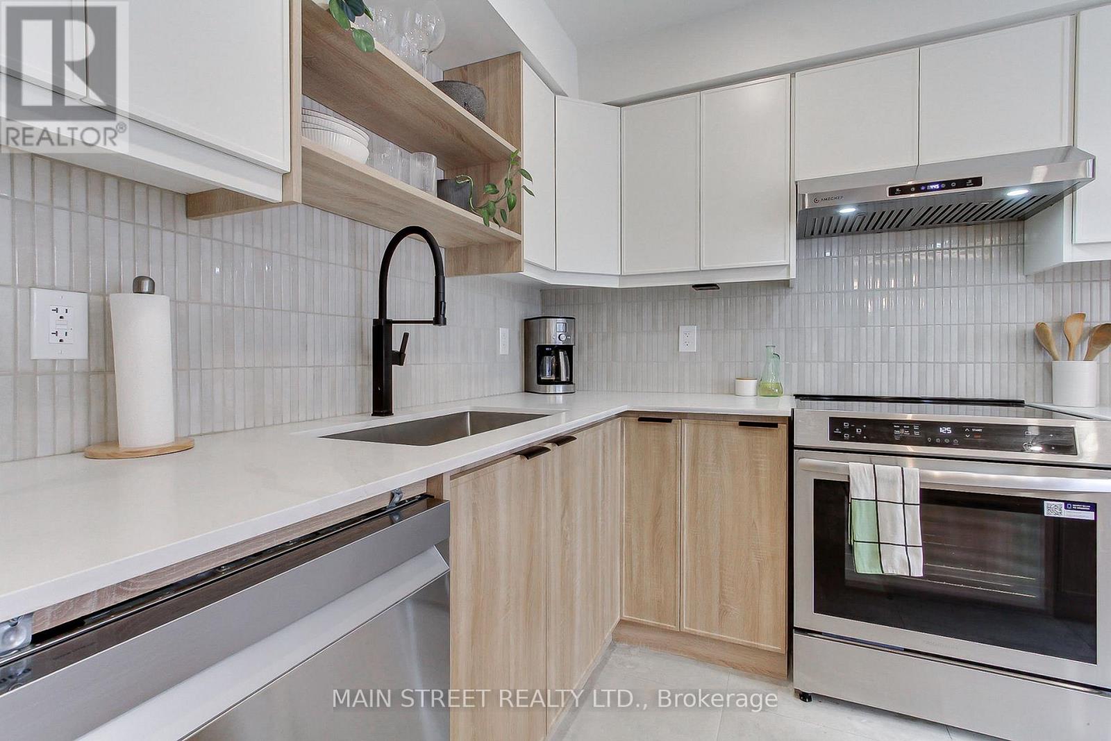 6 Archibald Mews, Toronto, Ontario  M1P 0A4 - Photo 8 - E12940552