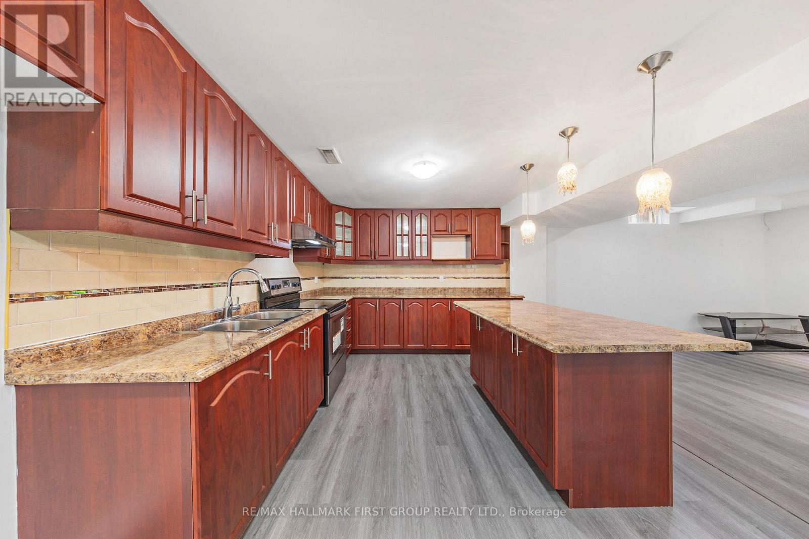 494 Rougewalk Drive, Pickering, Ontario  L1X 0A1 - Photo 36 - E12940558